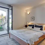 Gasthuis Jolanda 3*