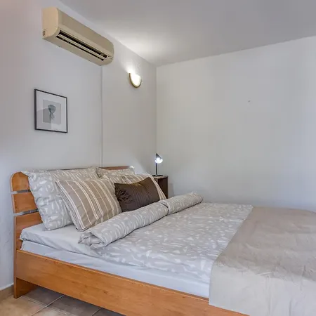 Jolanda מדולין